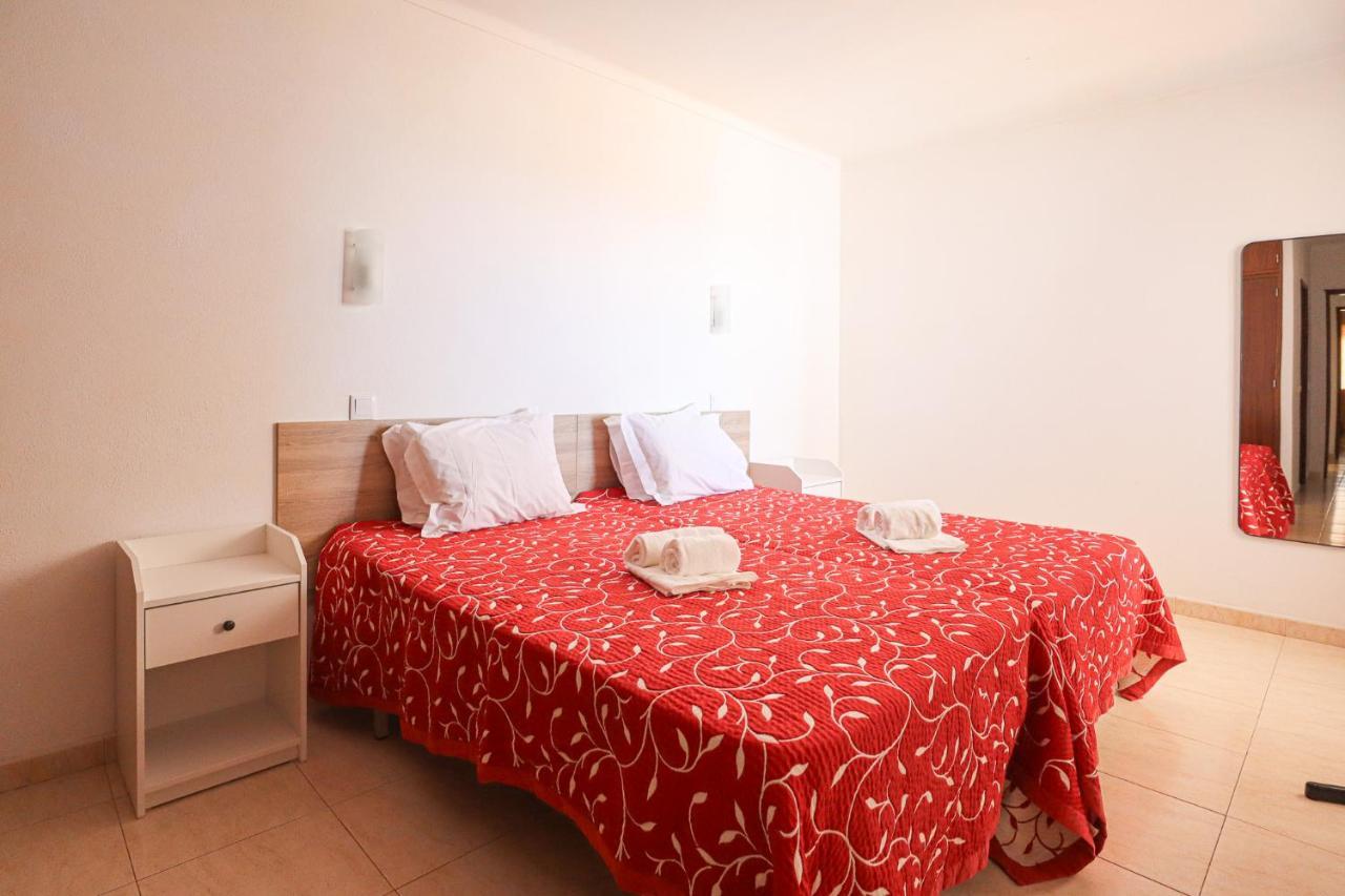 Apart 2 Velamar - By Bedzy Albufeira Bagian luar foto